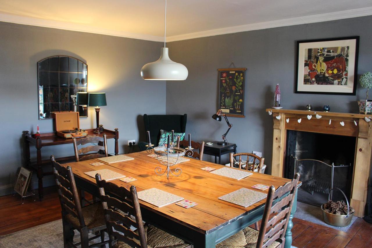 Clan Ross - 3 Bed, Spacious Georgian Home สเตอร์ลิง ภายนอก รูปภาพ