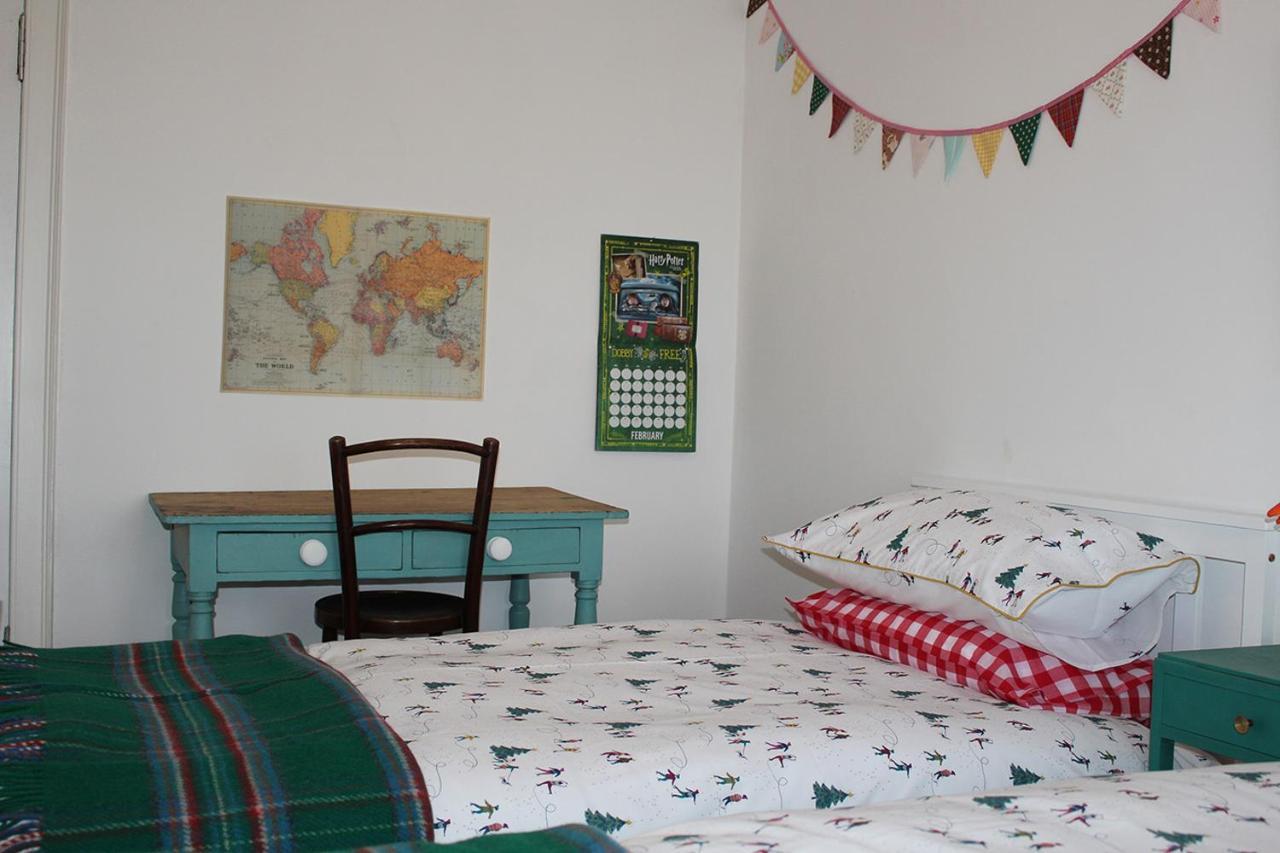 Clan Ross - 3 Bed, Spacious Georgian Home สเตอร์ลิง ภายนอก รูปภาพ